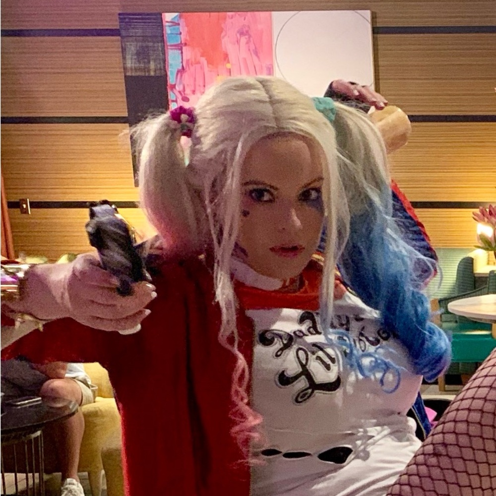 Bioworld Suicide Squad Harley Quinn Puddin Replica Choker white collar